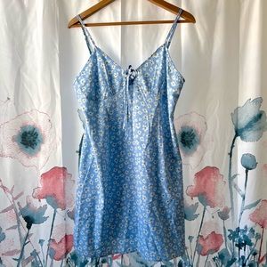 ♡ Baby Blue x Daisy Floral Dress ♡